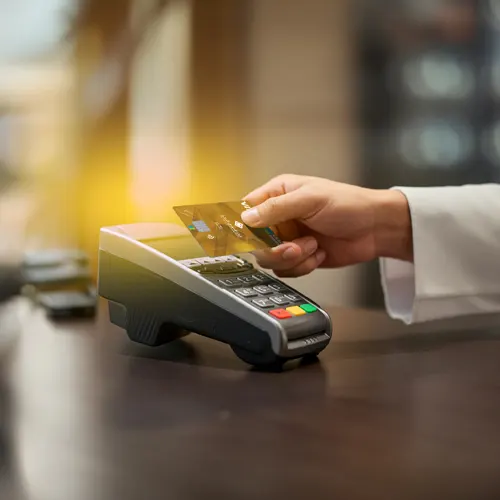 gold-debit-card-mob